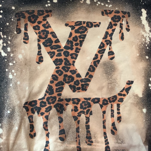 T Shirt - Picture 3 of 6